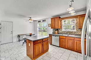 659 Reedy Fork Rd, Piedmont, SC 29673 - Photo 11
