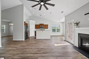 240 Rivers Edge Cir, Simpsonville, SC 29680 - Photo 3