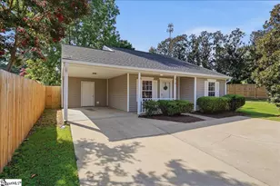 314 Calhoun Estates Dr, Spartanburg, SC 29307 - Photo 1