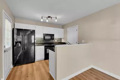 103 Mosspoint Drive, Greenville, SC 29617 - Photo 9