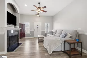 394 Aniken Cir, Boiling Springs, SC 29316 - Photo 3