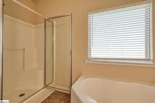 360 Huntwood Dr, Roebuck, SC 29349 - Photo 13