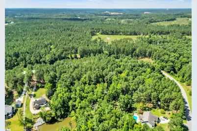 820 Eagles Harbor Drive, Hodges, SC 29653 - Photo 5