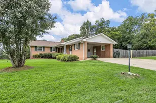 601 Wood Dr, Greer, SC 29651 - Photo 3