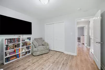 111 Auburn Lane, Greenwood, SC 29649 - Photo 13