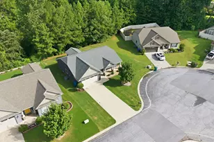 111 Auburn Ln, Greenwood, SC 29649 - Photo 25