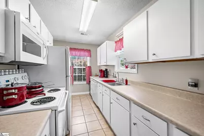 108 Pender Row Circle, Ninety Six, SC 29666 - Photo 5