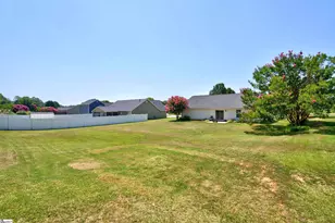311 Shadowfield Acres Dr, Duncan, SC 29334 - Photo 7