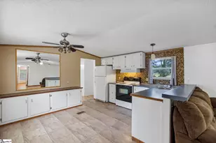 216 Woodtrail Dr, Williamston, SC 29697 - Photo 13