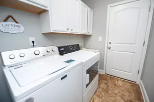 328 E Story Bush Ln, Inman, SC 29349 - Photo 11