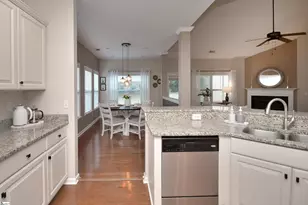 19 Platte Ln, Simpsonville, SC 29680 - Photo 5