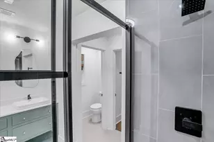 11 Craven St, Greenville, SC 29611 - Photo 29