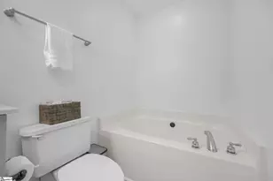 124 E King Rd, Greer, SC 29651 - Photo 21