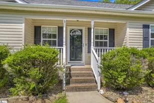 124 E King Rd, Greer, SC 29651 - Photo 3