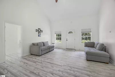 124 E King Road, Greer, SC 29651 - Photo 17