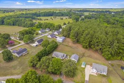 124 E King Road, Greer, SC 29651 - Photo 33