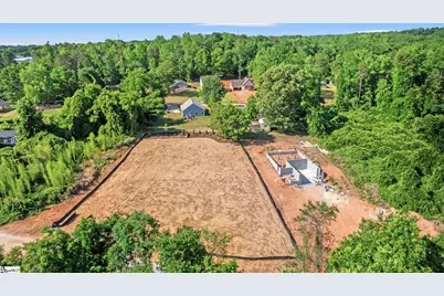 105 S Silver Lake Drive, Taylors, SC 29687 - Photo 3