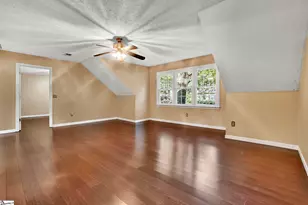 215 E Shefford St, Greer, SC 29650 - Photo 17