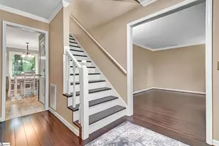 215 E Shefford St, Greer, SC 29650 - Photo 7
