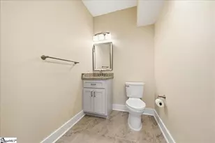915 Dunbar St, Greenville, SC 29601 - Photo 11