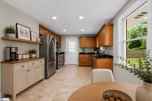 219 Barry Dr, Greer, SC 29650 - Photo 7