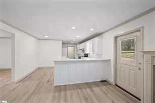 734 N Fishtrap Rd, Easley, SC 29640 - Photo 11
