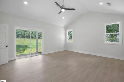 2024 Edwards Lake Road, Greer, SC 29651 - Photo 17