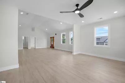 2024 Edwards Lake Road, Greer, SC 29651 - Photo 11