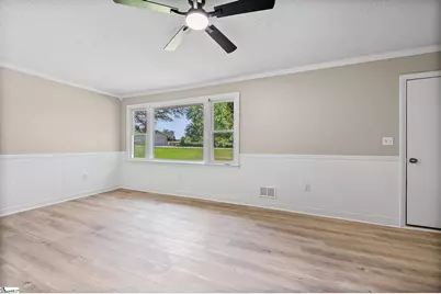 202 Central Avenue, Mauldin, SC 29662 - Photo 11