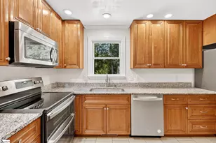 117 Konnarock Cir, Greenville, SC 29617 - Photo 9