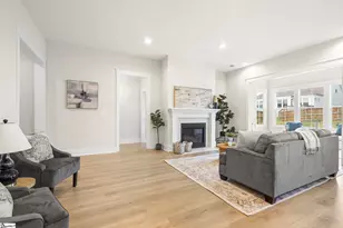 328 Wakelon Dr, Greer, SC 29651 - Photo 3