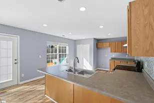 2 Gentian Ct, Taylors, SC 29687 - Photo 7