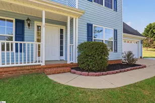 2 Gentian Ct, Taylors, SC 29687 - Photo 3