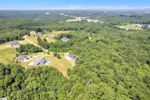 574 Paramount Dr, Seneca, SC 29678 - Photo 43