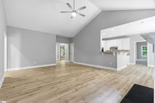 146 Windmont Rd, Pickens, SC 29671 - Photo 9