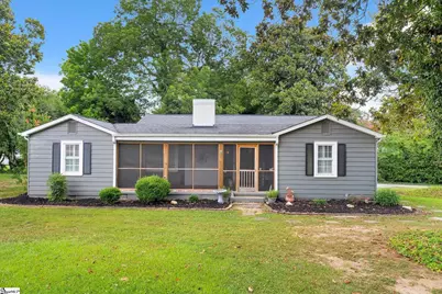 702 Williams Street, Williamston, SC 29697 - Photo 1