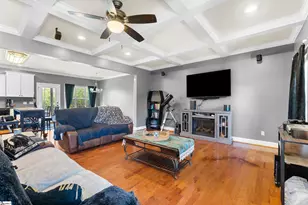 4401 Parris Bridge Rd, Boiling Springs, SC 29316 - Photo 7