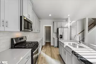 247 Abraham Wy, Boiling Springs, SC 29316 - Photo 7
