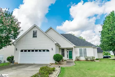 131 Lauren Wood Circle, Taylors, SC 29687 - Photo 1