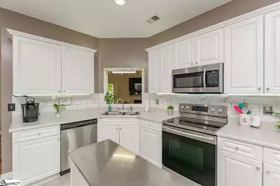 131 Lauren Wood Circle, Taylors, SC 29687 - Photo 9