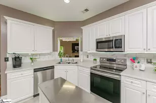 131 Lauren Wood Cir, Taylors, SC 29687 - Photo 9