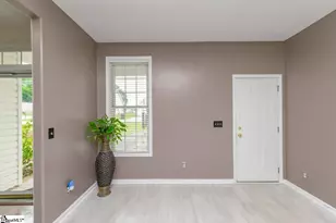 131 Lauren Wood Cir, Taylors, SC 29687 - Photo 11