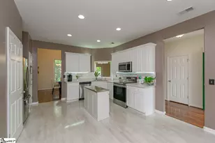 131 Lauren Wood Cir, Taylors, SC 29687 - Photo 7