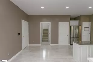 131 Lauren Wood Cir, Taylors, SC 29687 - Photo 3