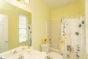 131 Lauren Wood Cir, Taylors, SC 29687 - Photo 39