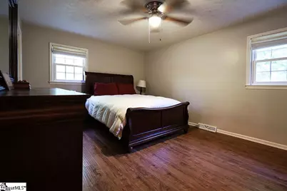 200 Pine Wood Drive, Greenville, SC 29607 - Photo 9