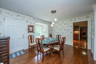 116 Sycamore Dr, Marietta, SC 29661 - Photo 3