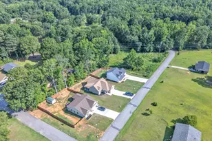 180 Hunter Dr, Belton, SC 29627 - Photo 45