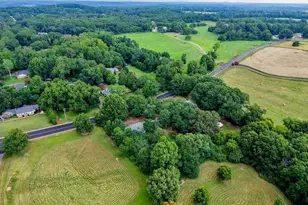 1014 E Queen St, Pendleton, SC 29670 - Photo 43