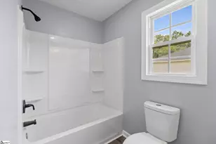 2 Wallace St, Laurens, SC 29360 - Photo 11